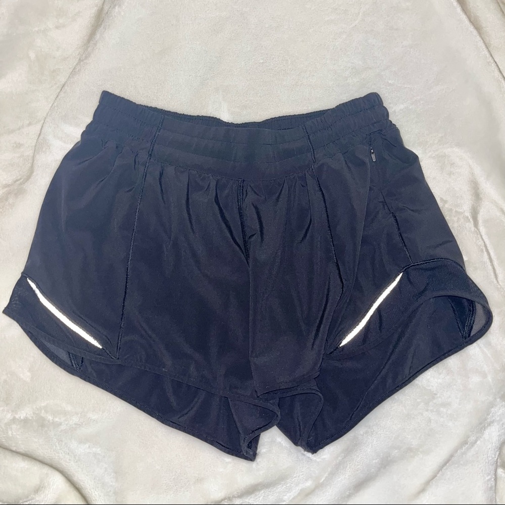 SOLD - hotty hot short ll - Picture 3 of 7